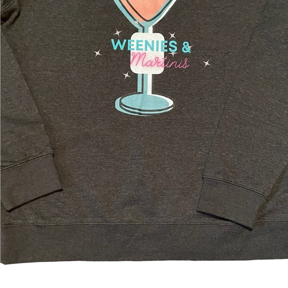 District V.I.T. Fleece Gray Weenies & Martinis Sweatshirt Size Large - Picture 7 of 10